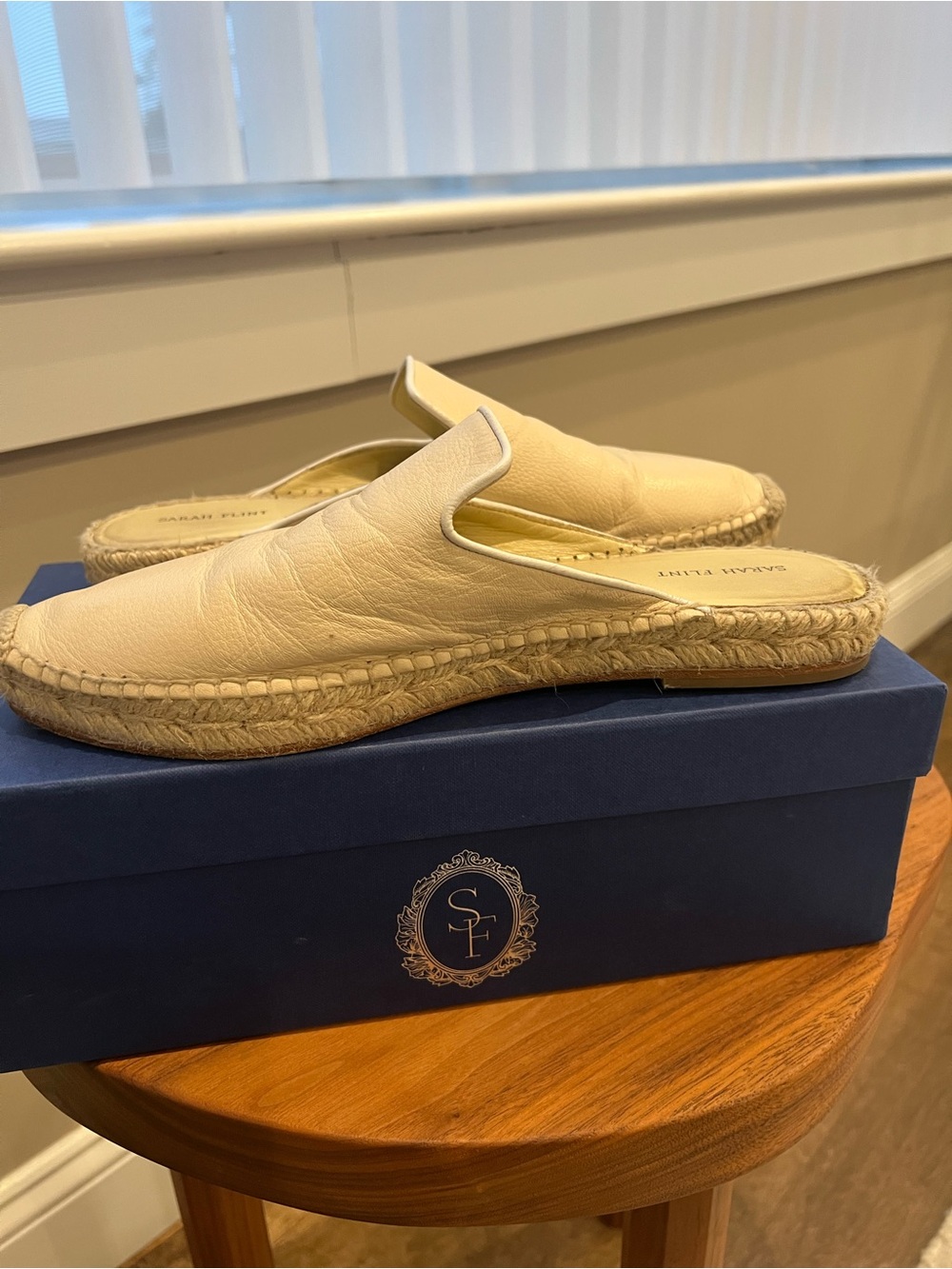 Sarah Flint Lola Espadrille. Grained Leather. Neutral color. Size 39. (8-8.5 USA